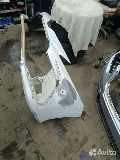 Бампер передний