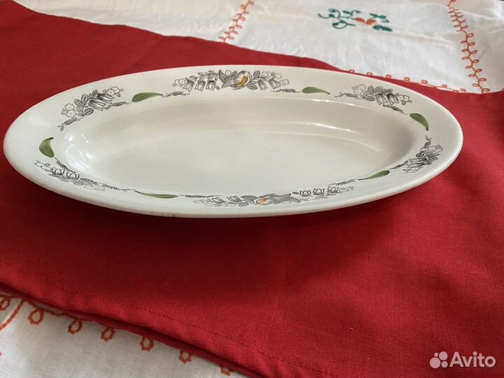 Тарелка старинная (почти винтаж), селедочница