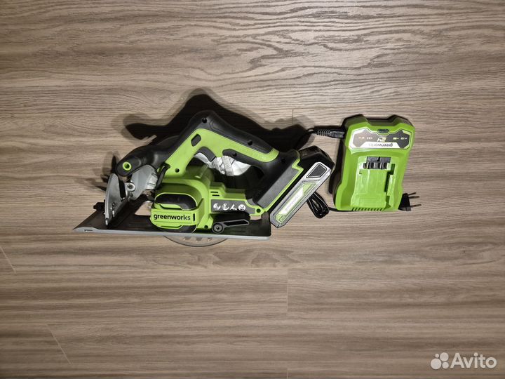 Циркулярная пила Greenworks GD24CS