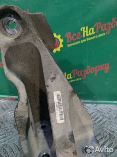 Кронштейн двигателя Cadillac Cts 2 купе 3.6 2013