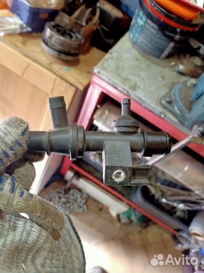 03c103175g Клапан вентиляции