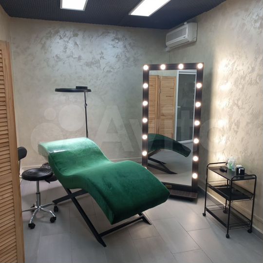 Сдам студию бьюти-мастерам 12,5м2 с мебелью