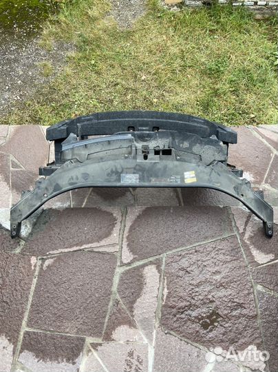 Панель передняя (телевизор ) VW Passat CC (2008-20