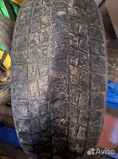 Bridgestone Blizzak DM-V1 255/55 R18