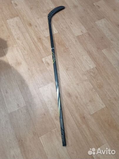 Клюшка хоккейная