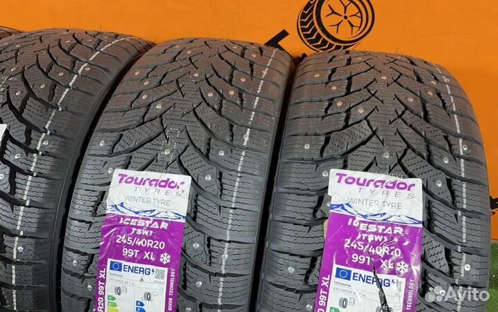 Tourador Ice Star TSW1 245/40 R20 и 275/35 R20 24U