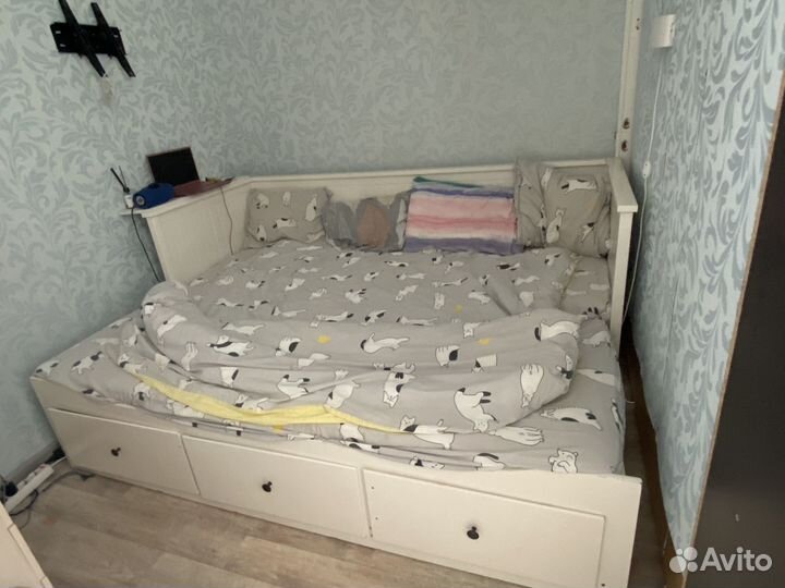 Кровать IKEA hemnes