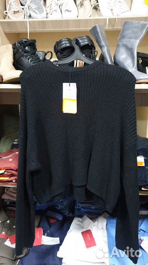 Bershka свитер новый