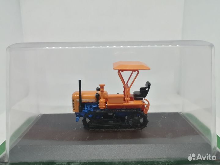 Модель Гусеничный дт-20В «Дизельный Трактор»