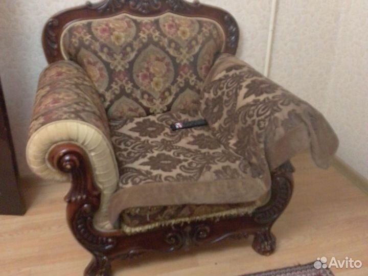 Диван бус креслами