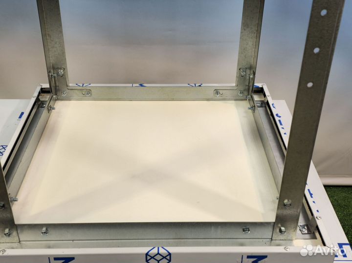 Стол разделочный (1800х700х850)