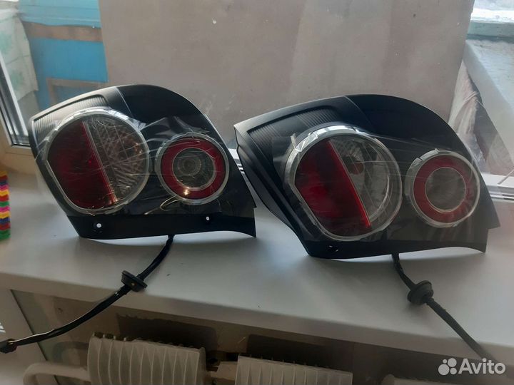 Задние фары