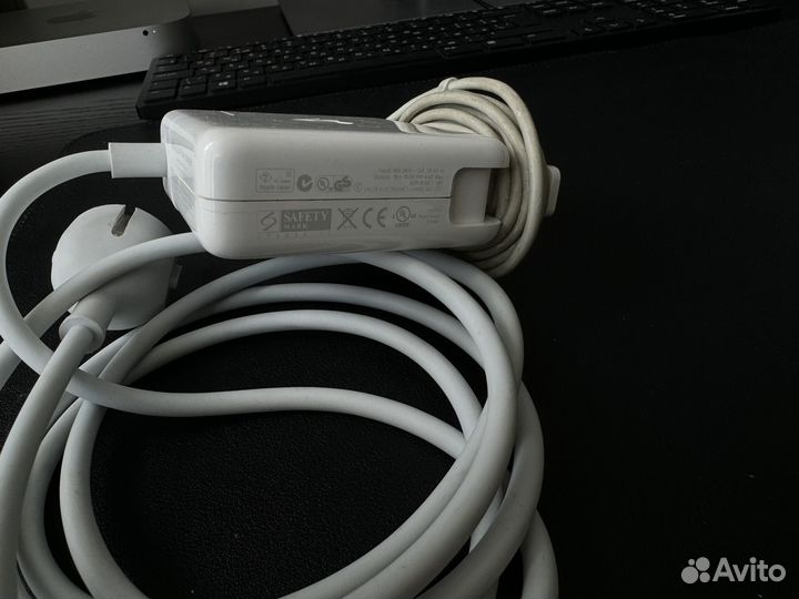 Apple адаптер для зарядки MagSafe 1 85w