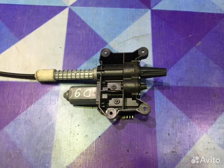 Моторчик стояночного тормоза Пежо 3008 1