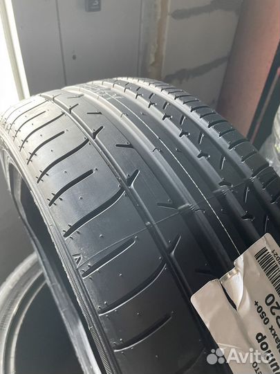 Dunlop SP Sport Maxx 050+ 255/45 R20 94V