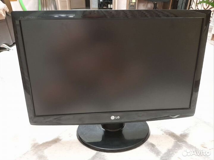 Монитор LG flatron