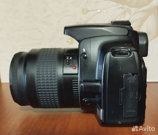 Зеркальный фотоаппарат canon 400D