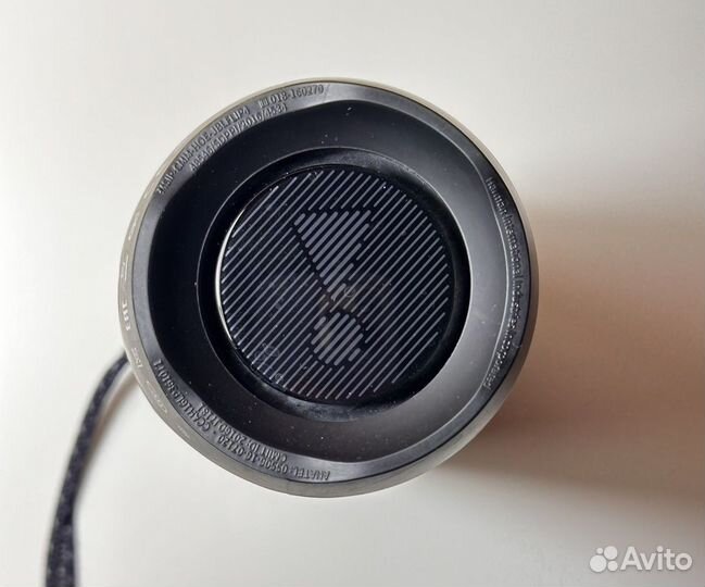 Колонка портативная JBL Flip 4 черная