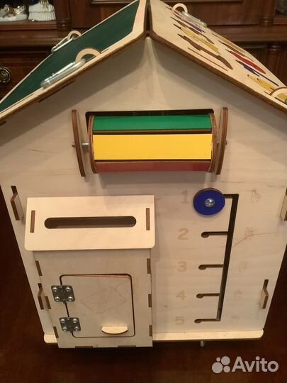 Бизиборд домик бу