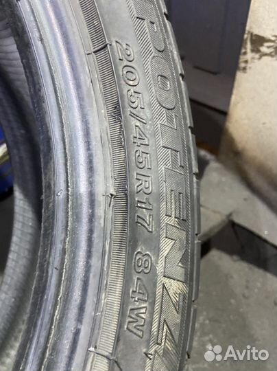 Bridgestone Potenza RE050A 205/45 R17 84W