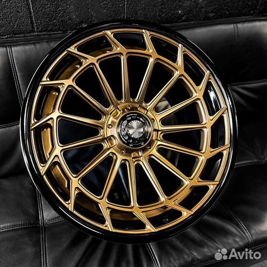 Кованые двусоставные диски R21 5x112 Audi RS6 RS7