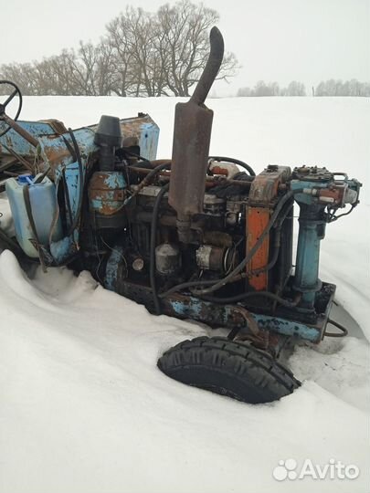 Трактор мтз в разбор