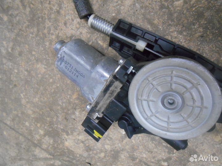 Стеклоподъемник L перед двери Nissan Teana J32