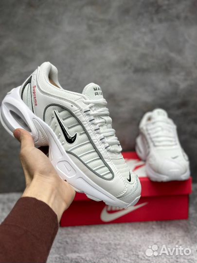 Кроссовки Nike Air Max Tailwind 4 х Supreme