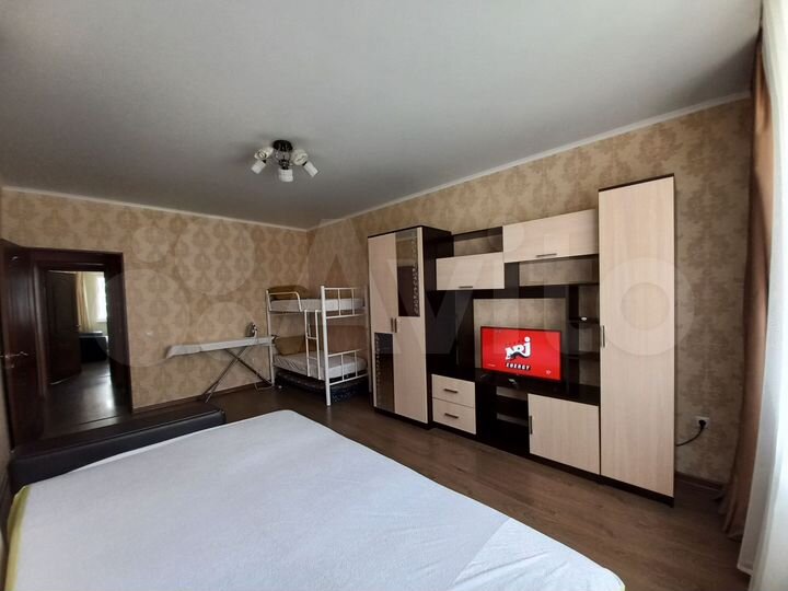 2-к. квартира, 63 м², 6/9 эт.