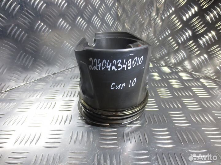 Поршень Iveco 504373839