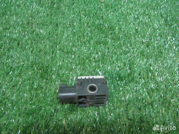 Датчик подушек безопасности капота Jaguar XF, XJ