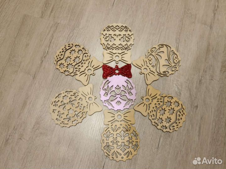 Новогодние украшения