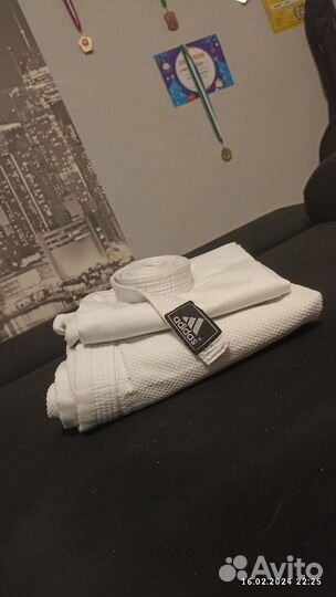 Кимоно для дзюдо adidas