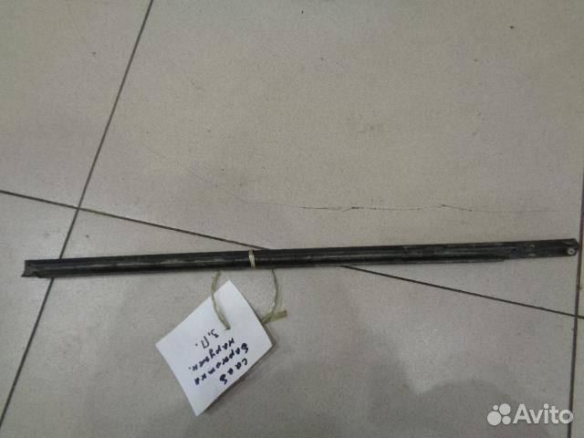 Уплотнитель стекла двери задней правой (бархотка