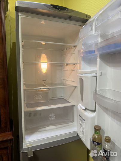 Холодильник lg
