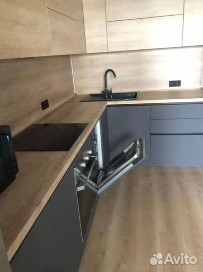 Кухонные гарнитуры