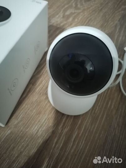 Камера видеонаблюдения купольная