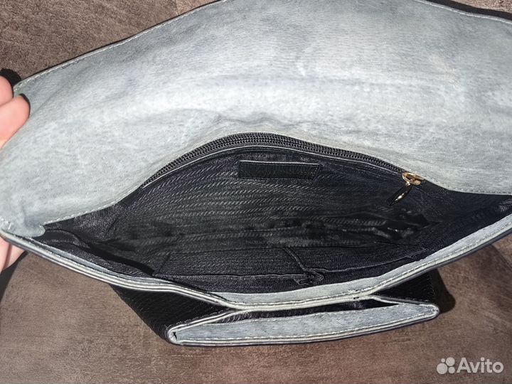 Чёрный кожаный клатч - конверт