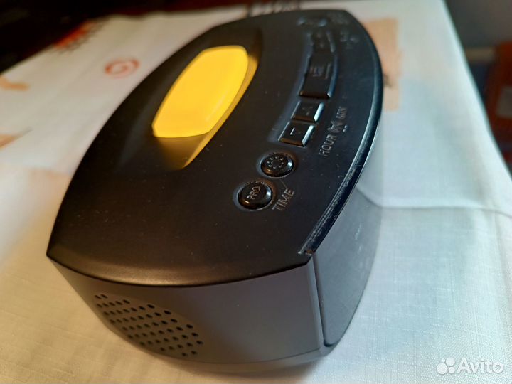 Часы с радио