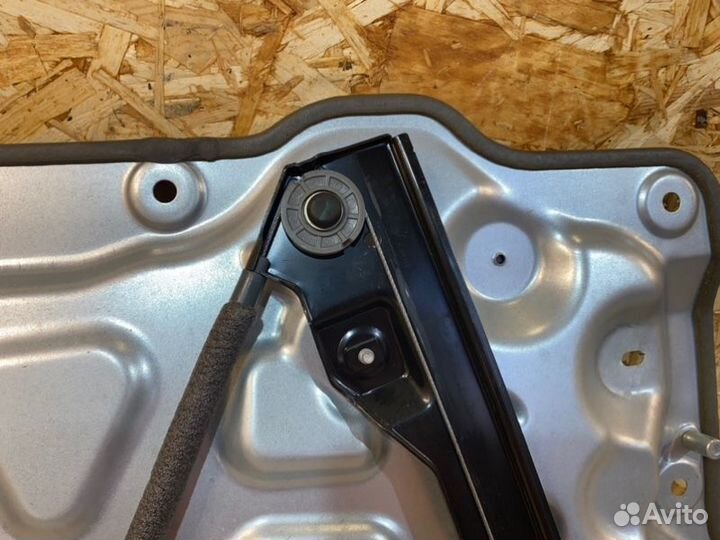 Стеклоподъемник электрический Nissan Teana J32 2.5