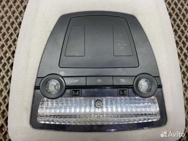 Плафон подсветки салона Bmw 7-Series F02 N63B44A