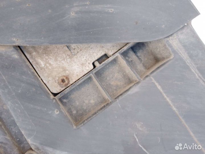 Фара Ауди ку7 2009г