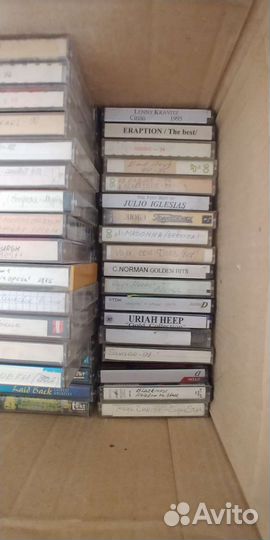 Кассеты с записями,музыкальные