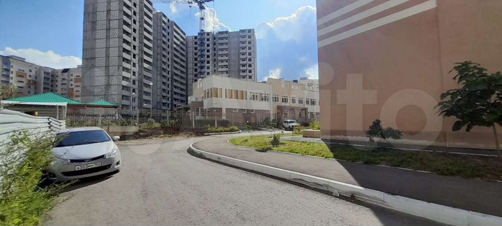 2-к. квартира, 57,1 м², 1/16 эт.