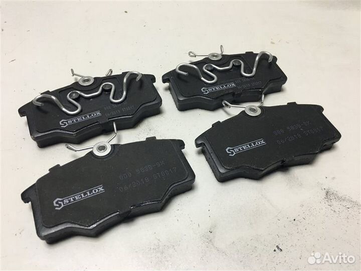 Колодки дисковые передние Volvo V40 1 Поколение