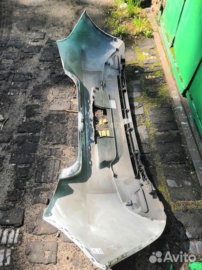 Бампер Мазда 2,Демио