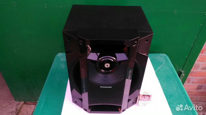 Сабвуфер активный