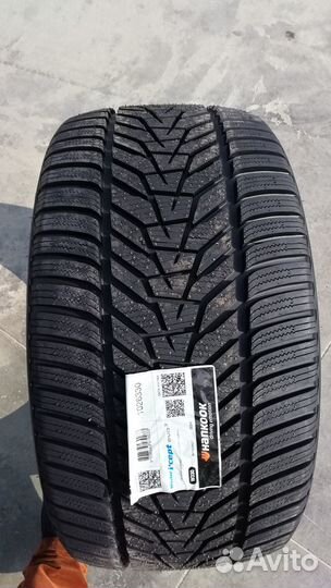 Hankook Winter I'Cept Evo 3 X W330A 265/40 R22 106W