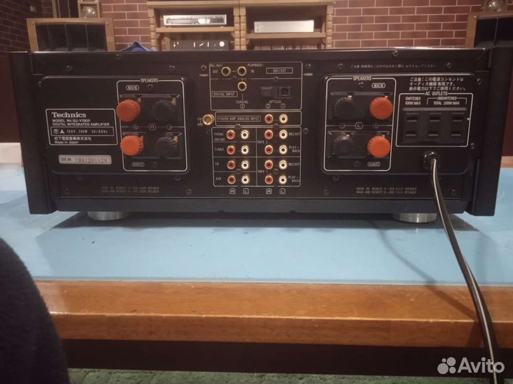 Усилитель Technics SU-V100D