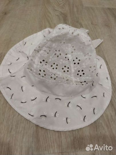 Две панамы для девочки разм 52-54